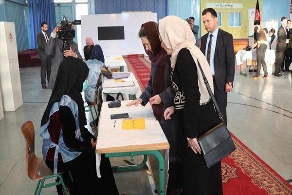 زمان رأی گیری در انتخابات پارلمانی افغانستان سرانجام یافت